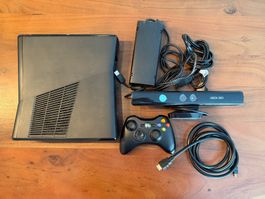 Xbox 360 Slim 320 GB inkl. Kinect und Controller