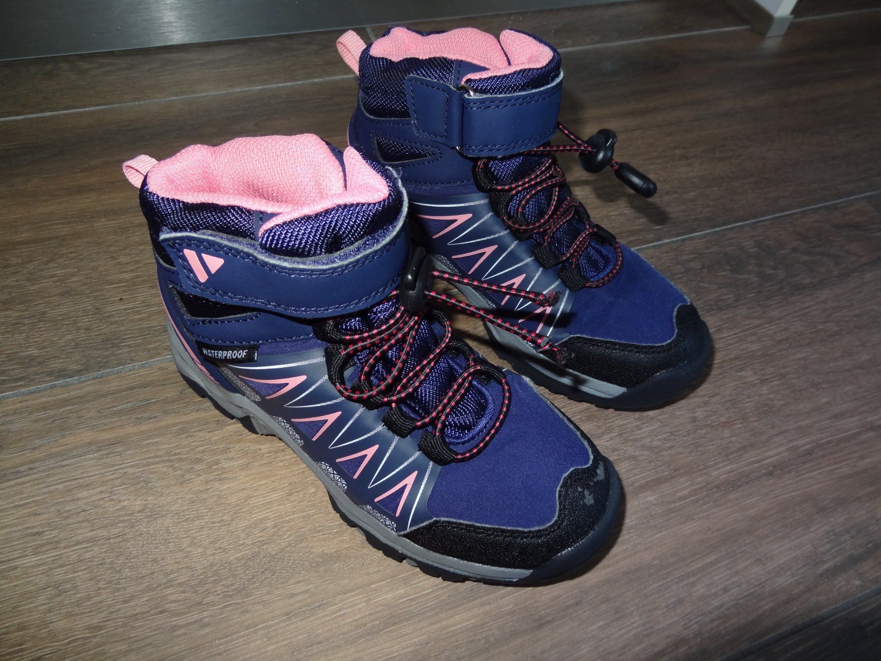 Chaussures filles: Chaussure de marche fille taille 30 – D'occasion à Satigny par salvatore73 2
