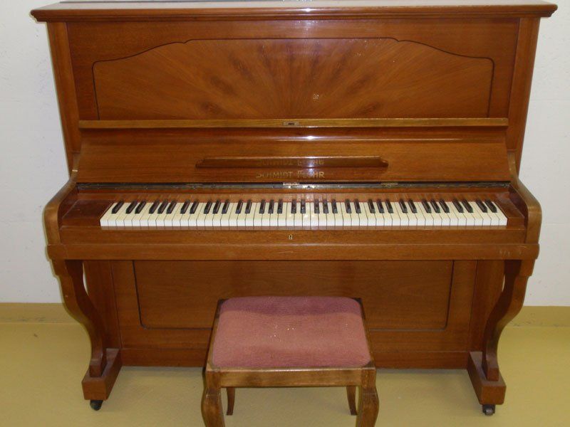 Schmidt-Flohr Strumenti musicali: Superbe piano droit – Usato da La Chaux-de-Fonds venduto da Cooltchaps 1