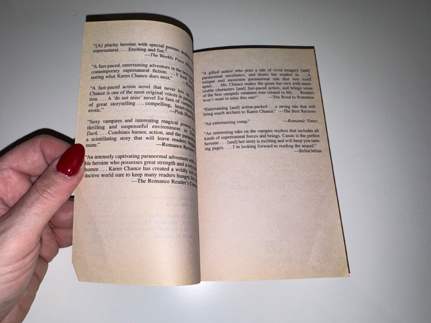 Libri: NOVEL: Karen Chance, Claimed by shadow – Usato da Grosswangen venduto da English_books 3