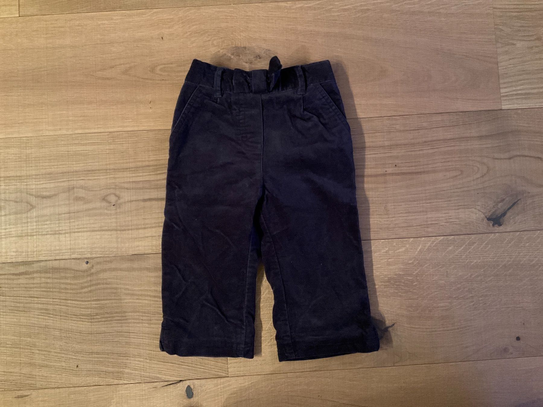 Esprit Pantalons: Esprit Samt-Winterhose Gr. 74 – D'occasion à Winterthur par aionila