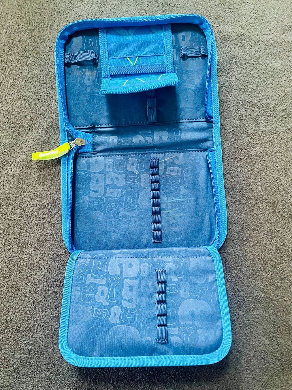 Ergobag Sacs & sacs à dos: ganzes SET ERGOBAG blau – D'occasion à Subingen par Nerv 4