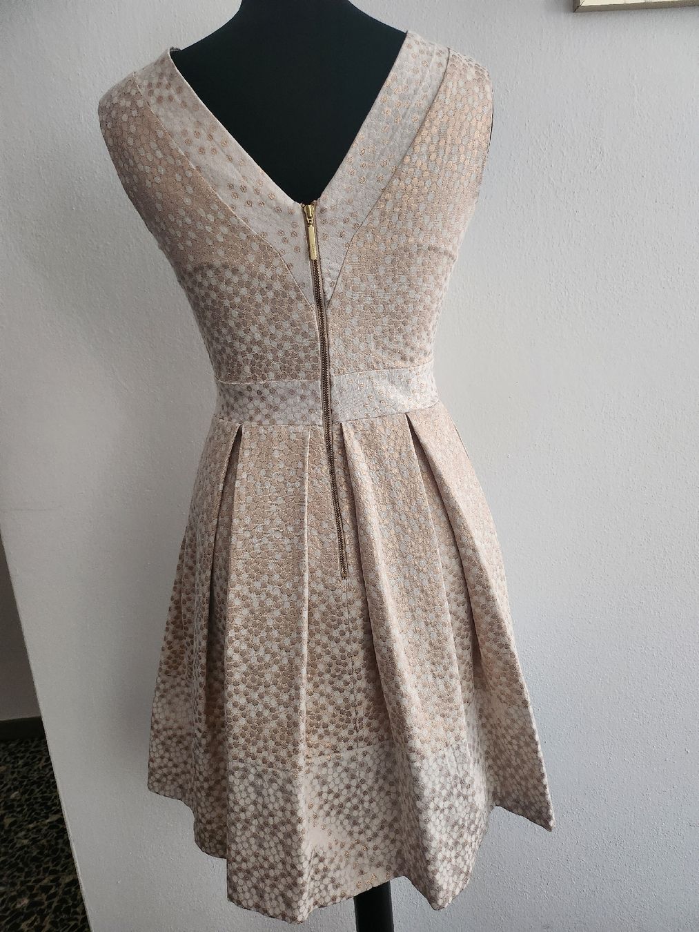Closet London Vestiti: Vestito estivo CLOSET – Nuovo (secondo la descrizione) da Morbio Inferiore venduto da vin_fdj2 3