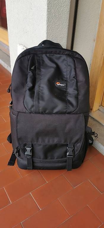 Zaini: Zaino Lowpro Fastpack 200 – Usato da Sonvico venduto da gio_xg6r 1
