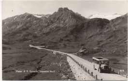 PASSO S. GOTTARDO Postauto Saurer