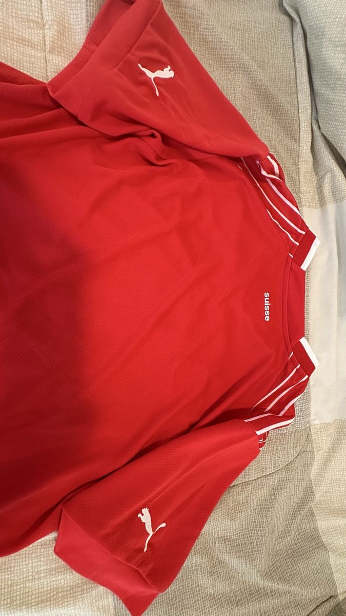 Puma Canottiere & Pantaloni: Switzerland Jersey 2024/2025 – Nuovo (secondo la descrizione) da Oberrieden venduto da jon_5cl2 5