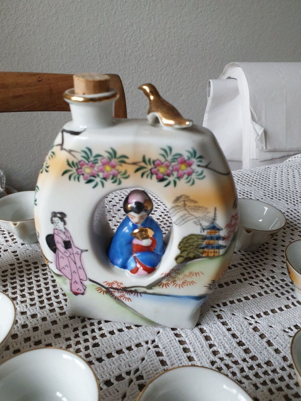 Set di piatti: Sake Set mit Pfeifton Geisha wunderbar – Usato da Bottmingen venduto da sandy_2 6