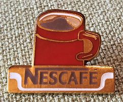 E810 - Mondo - Nescafé Rote Tasse