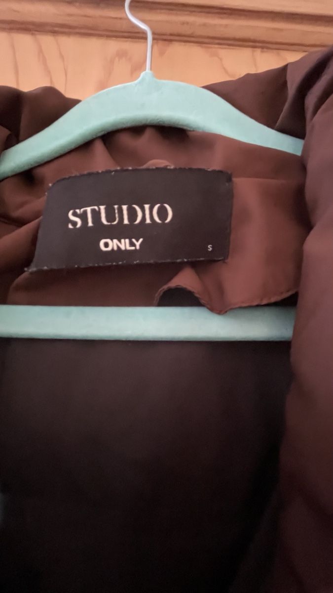 Only Gilet & Giacche senza maniche: Only Gilett  – Nuovo (secondo la descrizione) da Obstalden venduto da Sampeerstoeckli 1