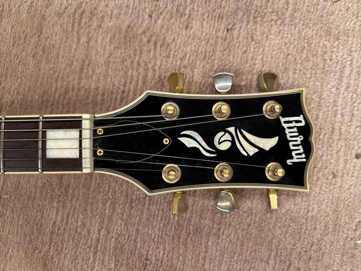 Musikinstrumente: E-Gitarre "Burny" weiss mit Gigbag, 2011 – Gebraucht aus Tschierv von Screamingwolfguitars 2