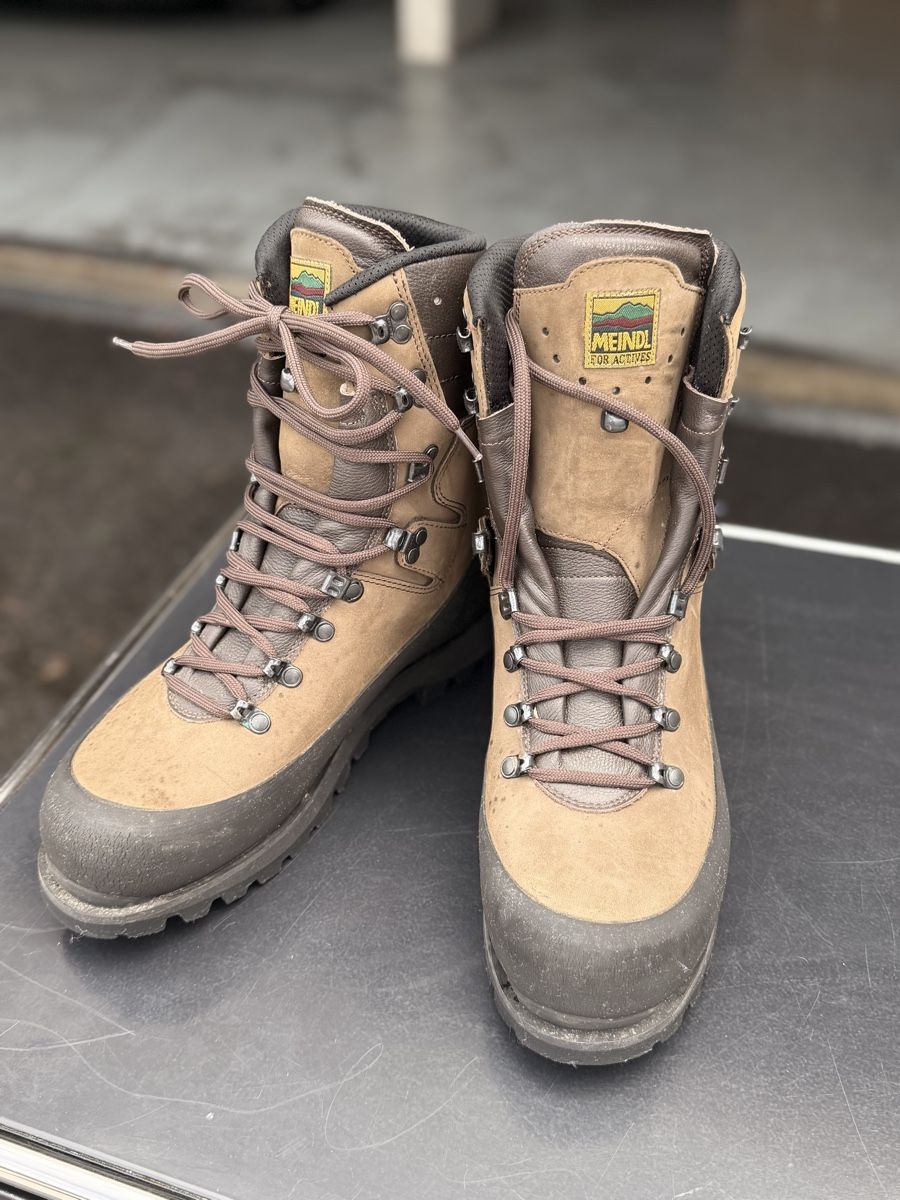 Meindl Herrenschuhe: Bergschuhe Gore-Tex von Meindl – Gebraucht aus Oberwil b. Zug von hallihallo12 2