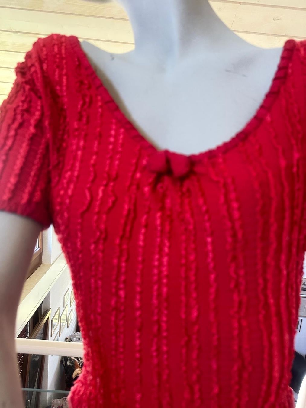 Top: Roter Body von Feel Good, Paris – Usato da Neuhausen venduto da Lechasseur 2