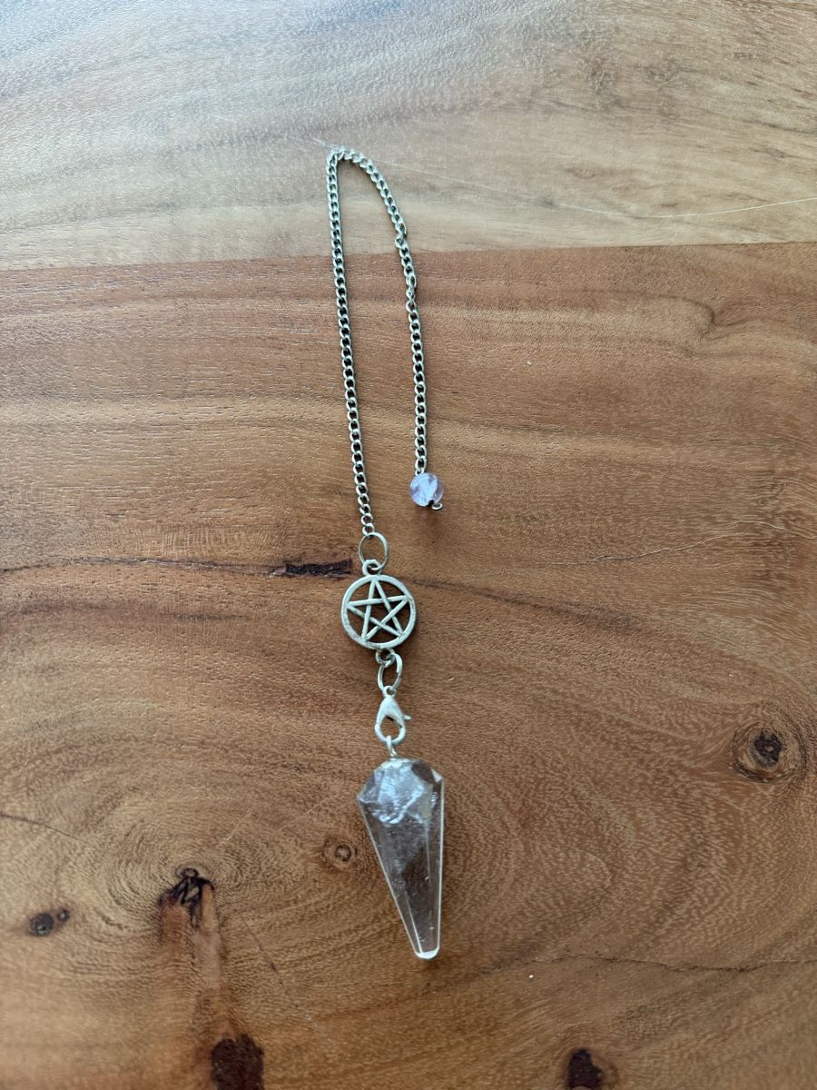 Pendentifs: Pendel mit Pentagramm und Kristall – D'occasion à Giswil par Ody2