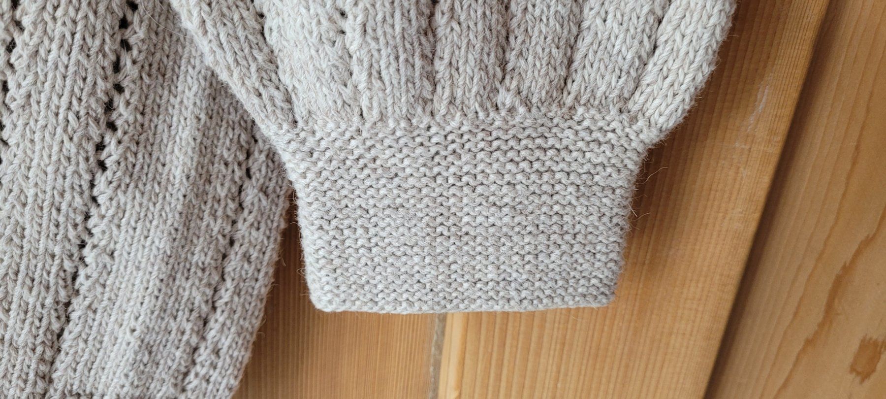 Jacken: Strickjacke beige :: Gr. 38/40 :: Handarbeit – Gebraucht aus Eggersriet von Fredb 3