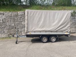 Humbaur HT 2000 Hochlader mit Blachenaufbau