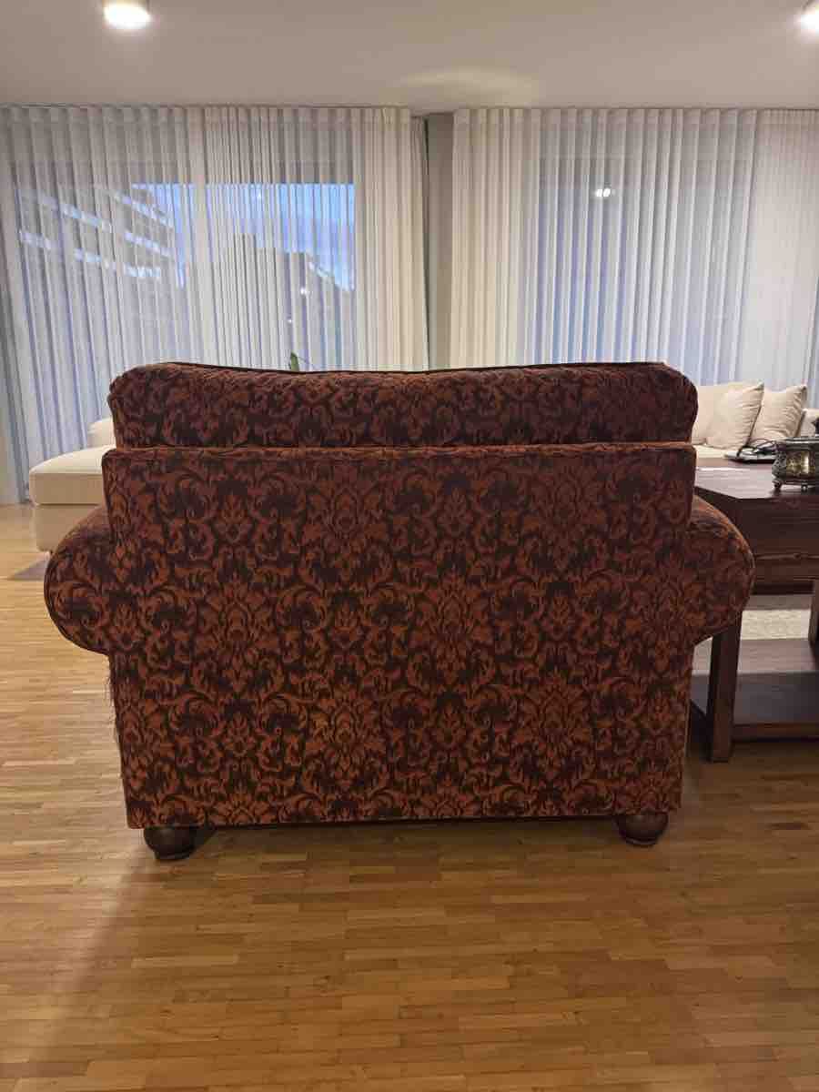 Sofas: Comfortable Fabric Couch with Patterned Upholstery – Neu (gemäss Beschreibung) aus Zürich von ays_8zqj 2