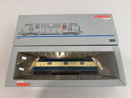 Diesellokomotive BR 221 der DB