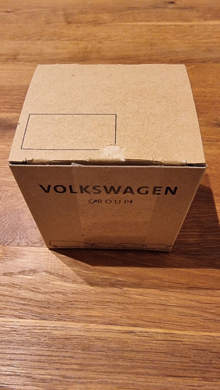VW Tutti pezzi di ricambio auto: VW T6 Lichtschalter – Usato da Russikon venduto da fino99 3
