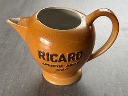 Ricard Keramik-Krug „Apéritif Anisé 45°“ – Vintage Werbekrug