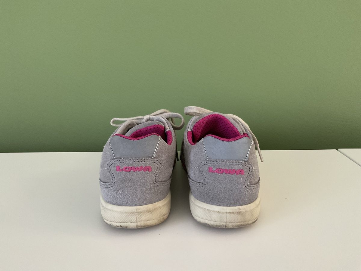 Lowa Scarpe per ragazze: Lowa Halbschuhe Mädchen Gr.34 – Usato da Pfäffikon ZH venduto da Ben0707 5