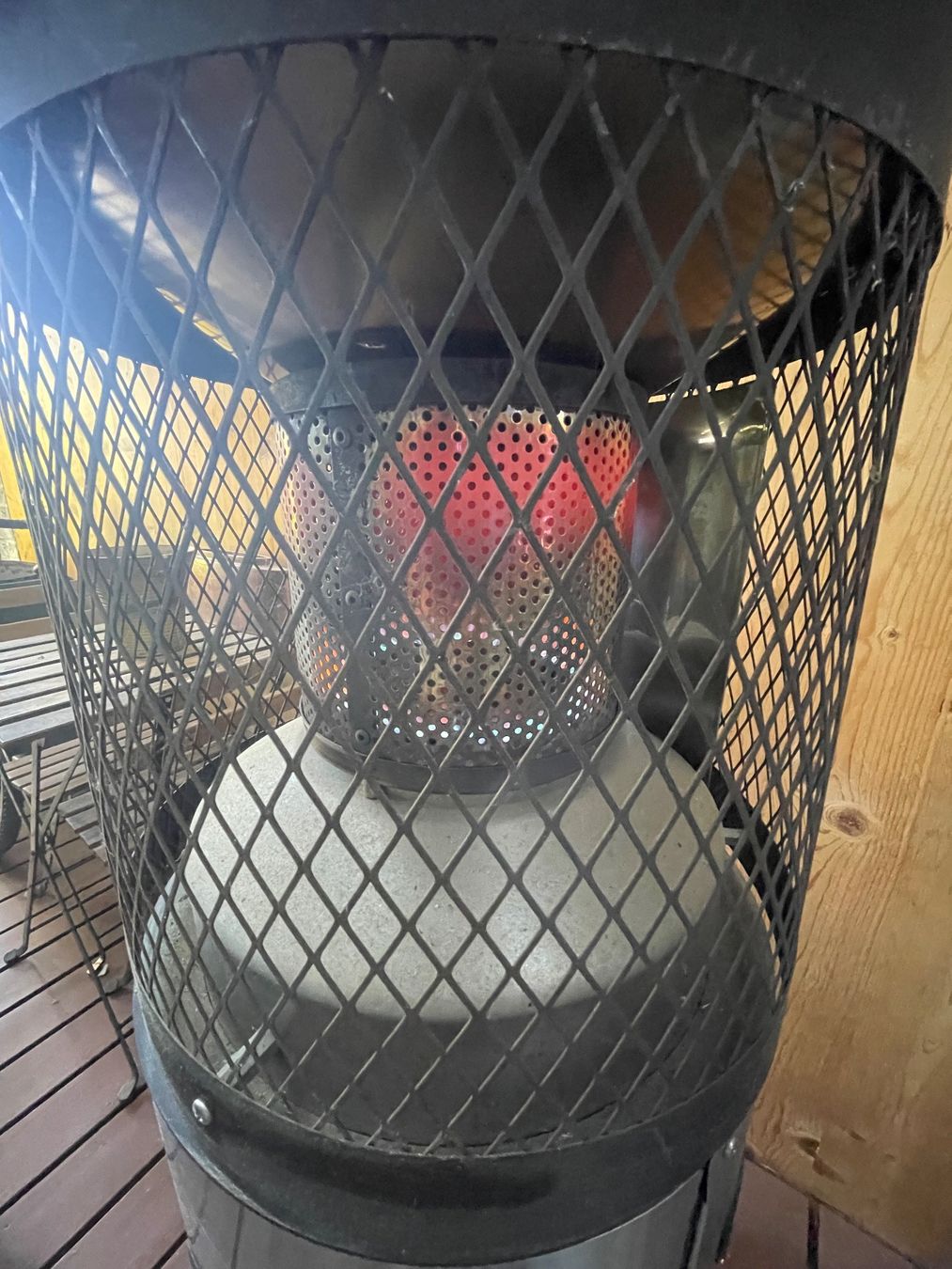 Radiatori: Heizstrahler MIT Gasflasche, Inklusive! – Usato da Hindelbank venduto da Bluey2 3
