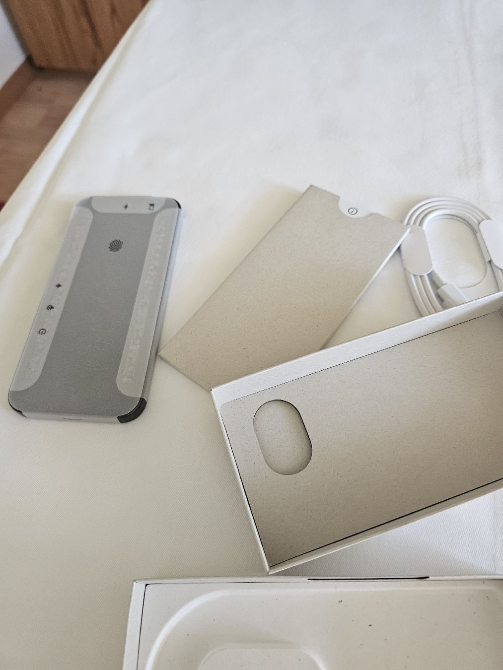 Google Telefoni cellulari / Smartphones: GOOGLE  Pixel 9a, 128GB, Obsidian – Nuovo e nell'imballaggio originale da Brüttisellen venduto da ali_sr6s 3
