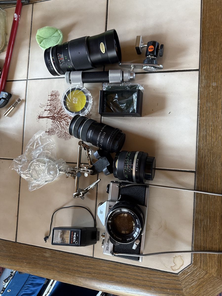Fotocamera: Spiegelreflexkamera – Usato da Reinach ag venduto da sie_5kvb