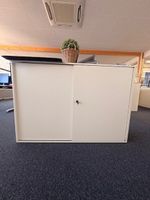 Sedus Schrank Schiebetür 180 cm