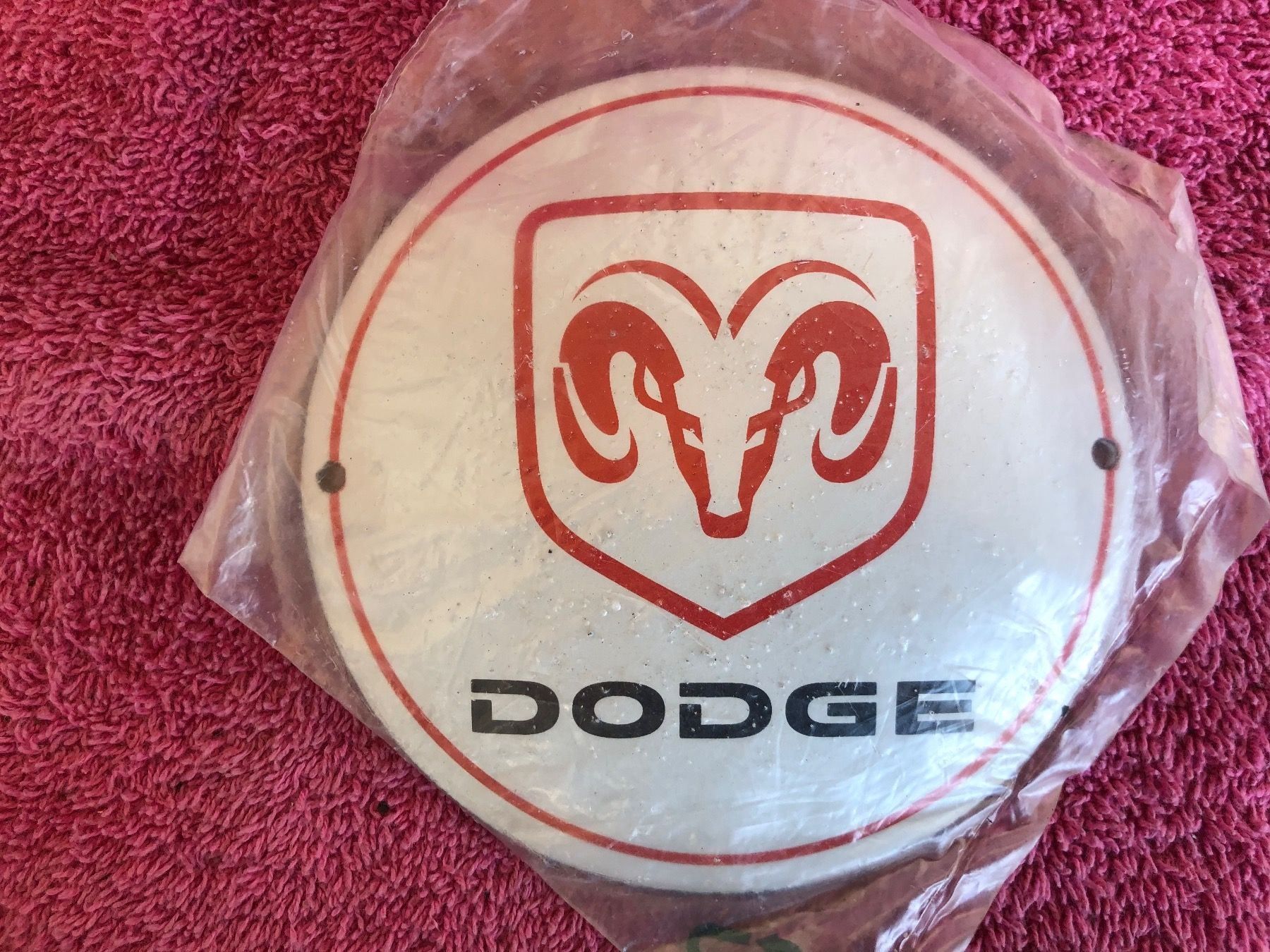 Insegne: Dodge ram – Nuovo e nell'imballaggio originale da Reinach AG venduto da rares75