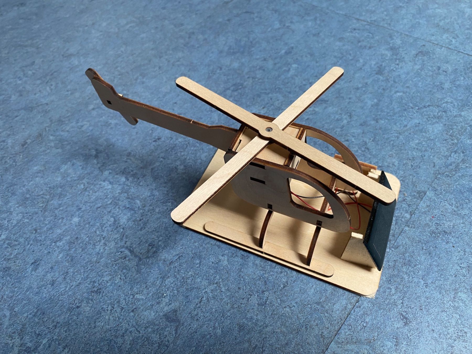 Kit di modellismo & Modellini statici: Solar Modell Helikopter – Usato da Römerswil LU venduto da Horst111 2