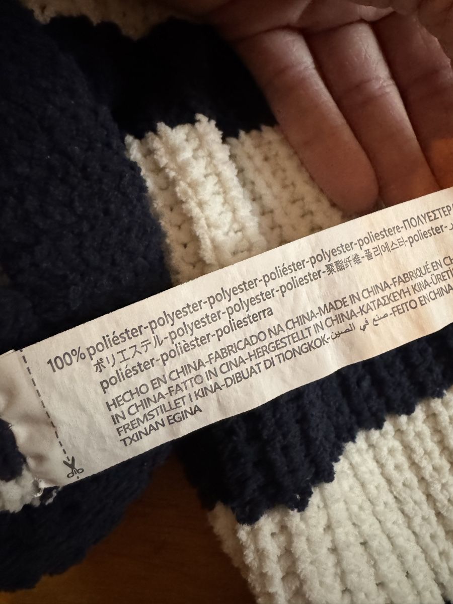Bershka Maglioni & Felpe: BERSHKA Strickpullover Pullover Winter weiss blau Gr. S 36 – Usato da Wittenbach venduto da Apicel 2