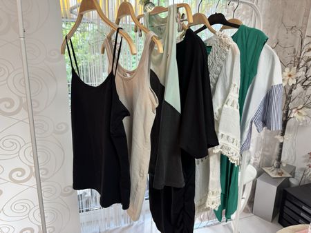 Set Damenkleidung 