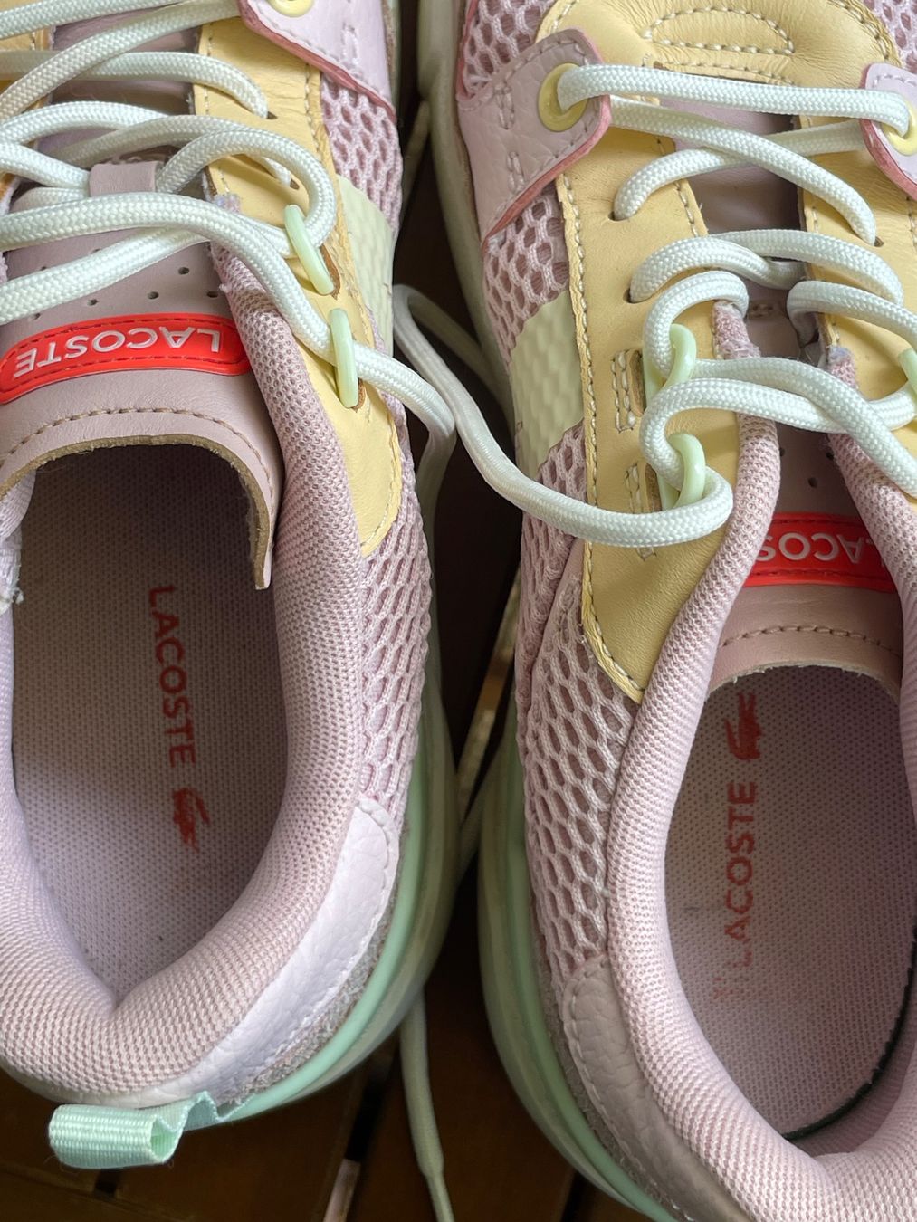 Lacoste Scarpe da donna: Lacoste Sneaker low Rosa Gr. 39 – Usato da Niederwangen BE venduto da m_s13 7