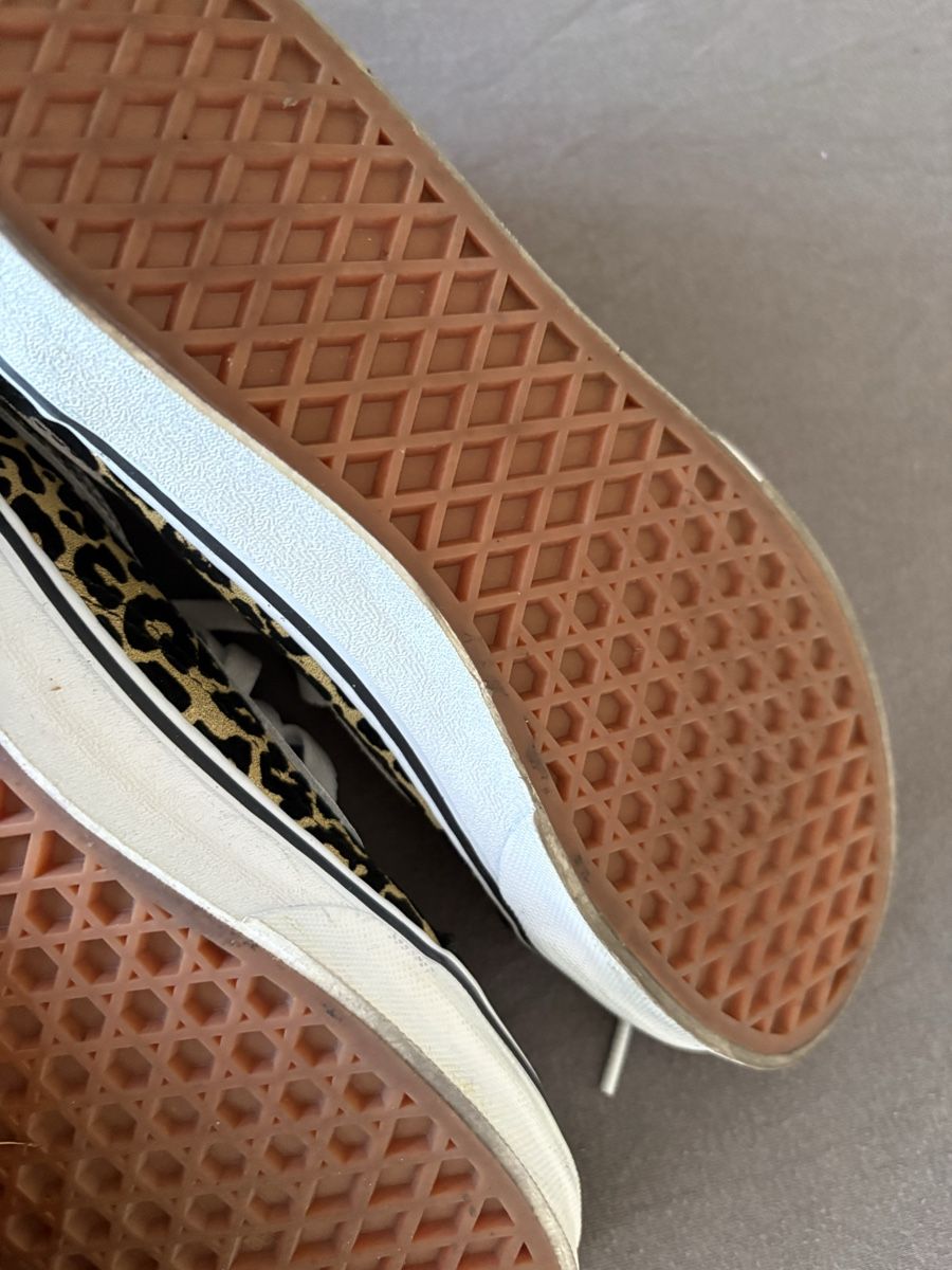 Vans Scarpe da uomo: Vans Old Skool Damen Grösse 37 – Usato da Allschwil venduto da len_95wq 2