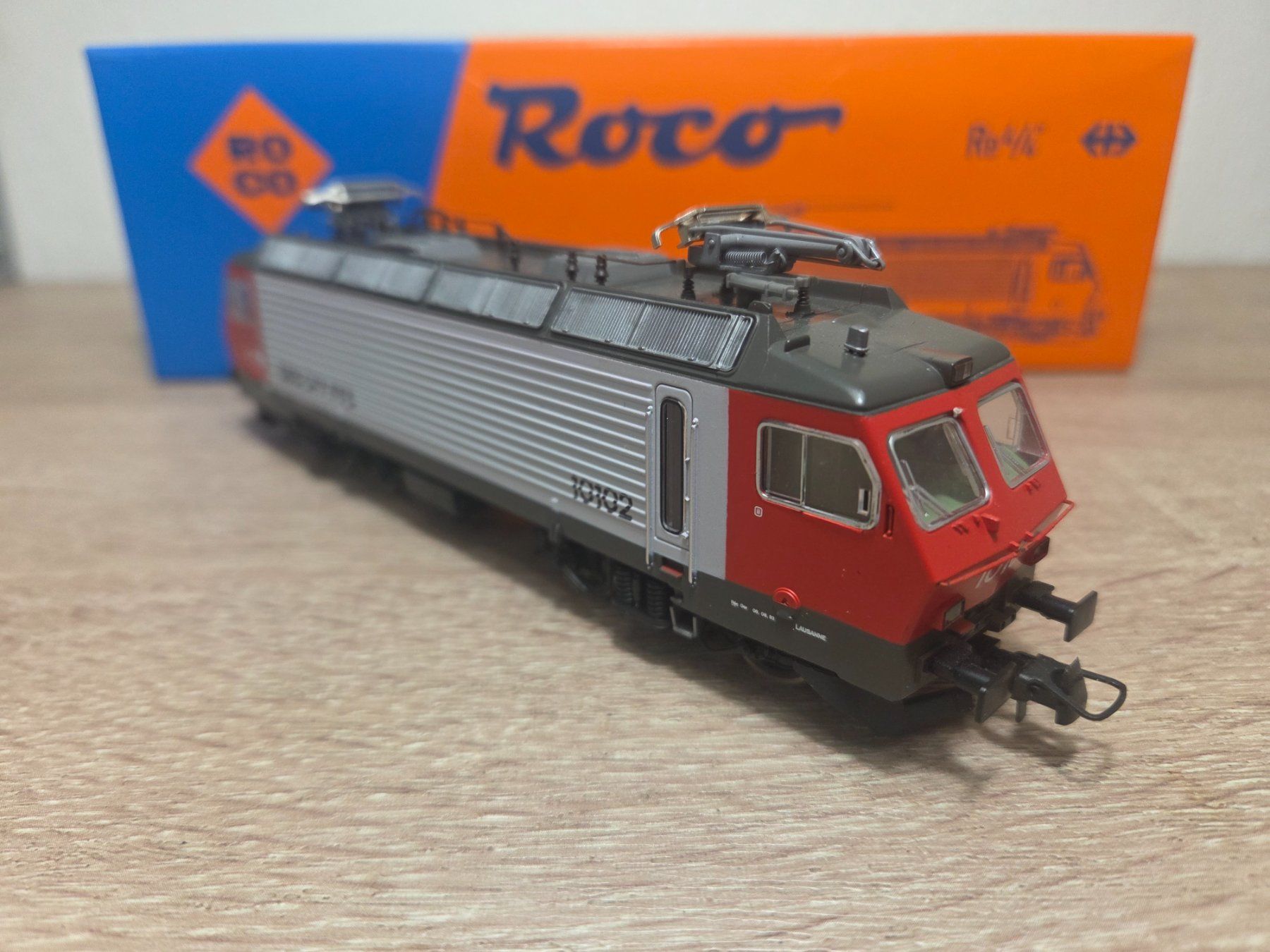 Roco Modellini di ferrovie: Roco 04178 A E-Lok 10102 SBB H0 (1) – Usato da St-Aubin-Sauges venduto da Lo_Go 3