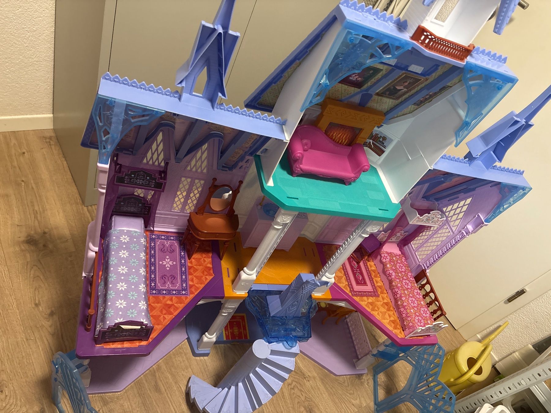 Disney Jouets: Frozen Spielschloss – D'occasion à Staufen par Spotty016 4