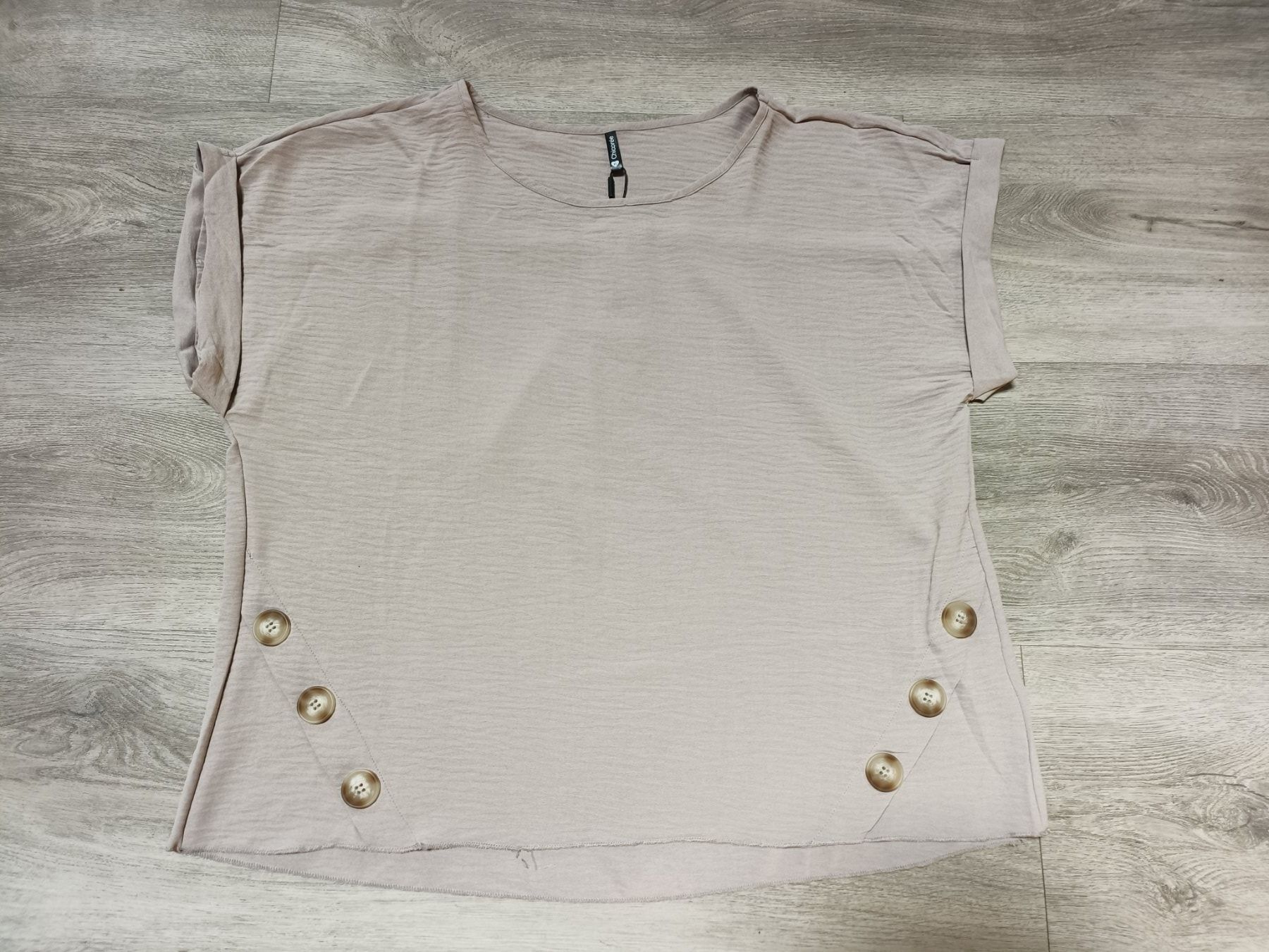 T-shirt: Schönes Shirt neu XL – Nuovo (secondo la descrizione) da Bätterkinden venduto da Elefantenzoo