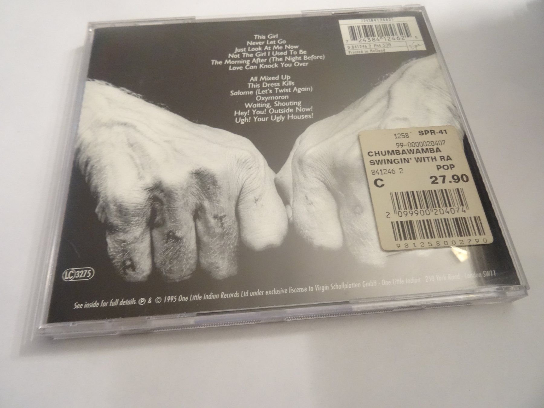 CDs: Chumbawamba - Swingin with Raymond CD – Gebraucht aus Olten von Disc-Ausverkauf 1