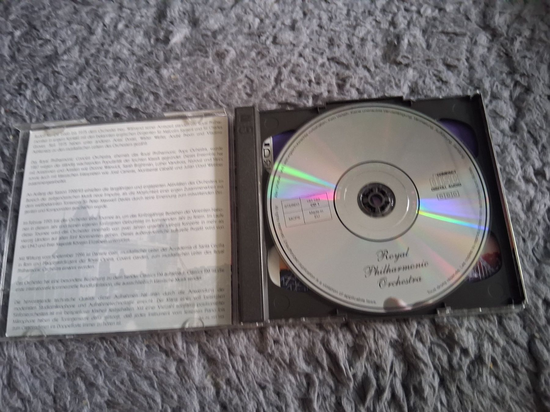 CD: ROYAL PHILHARMONIC ORCHESTRA   CLASSICAL LOVE AND ROCK S  CD – Usato da Wetzikon ZH venduto da Ramones01 2