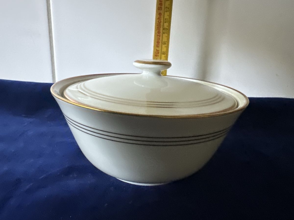 Zuccheriere: Zuckerdose  mit  Deckel. 1951 Langenthal 13cm Durchmesser – Usato da Zürich venduto da Chaeffeler 6