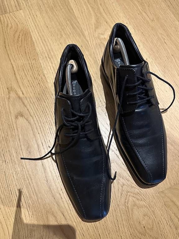 Chaussures hommes: Herren Lederschuhe Bugatti – D'occasion à Attiswil par Martin558790 1