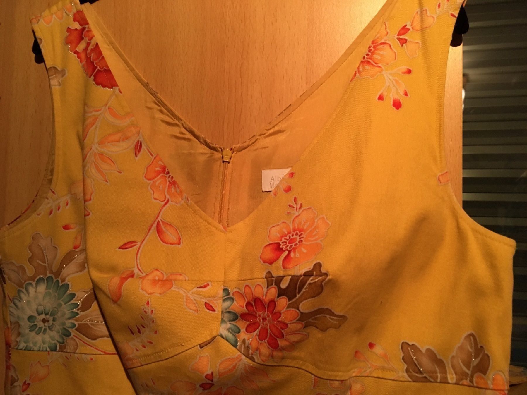 Lotti di vestiti: Kleid  mit Jacke Gr. 44-46 TRAUMHAFT – Nuovo (secondo la descrizione) da Bellinzona venduto da ModaLugano 3