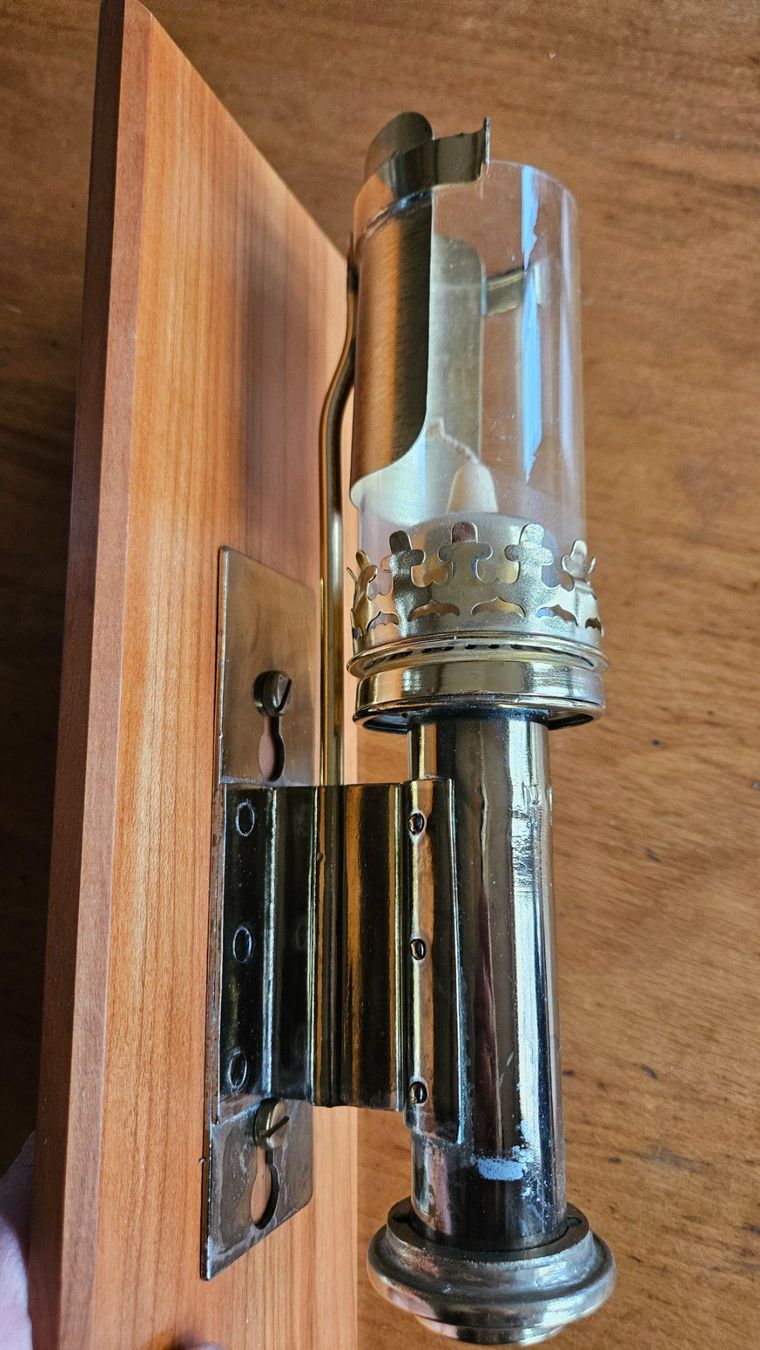Lampade: PTT Postwagen-Lampe, Antik, Glas und Messing. – Usato da Nidau venduto da peterrue