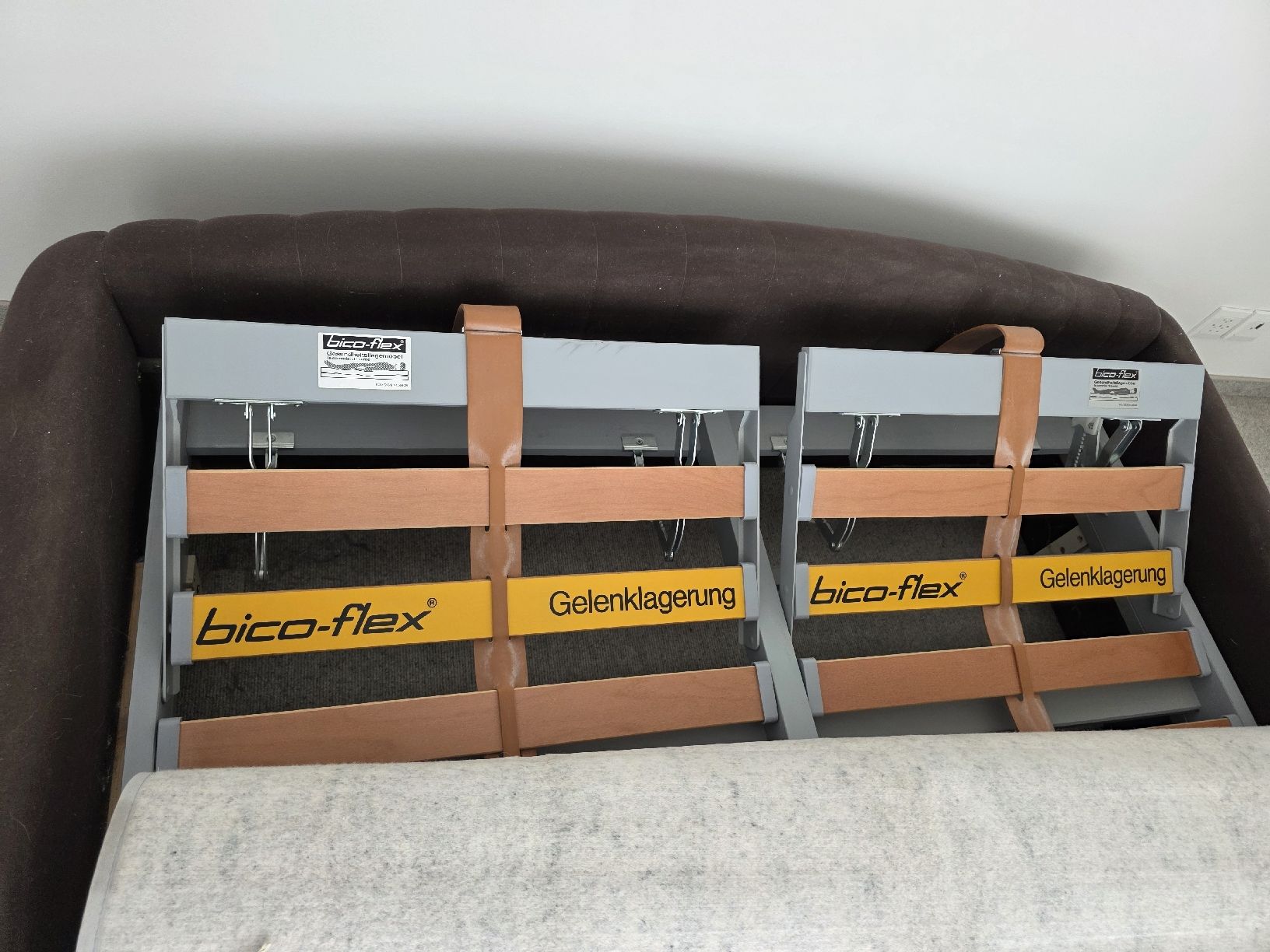 Bico Betten: Bico-flex slatted frame adjustable used condition – Gebraucht aus Hinwil von Ehretstock8 3