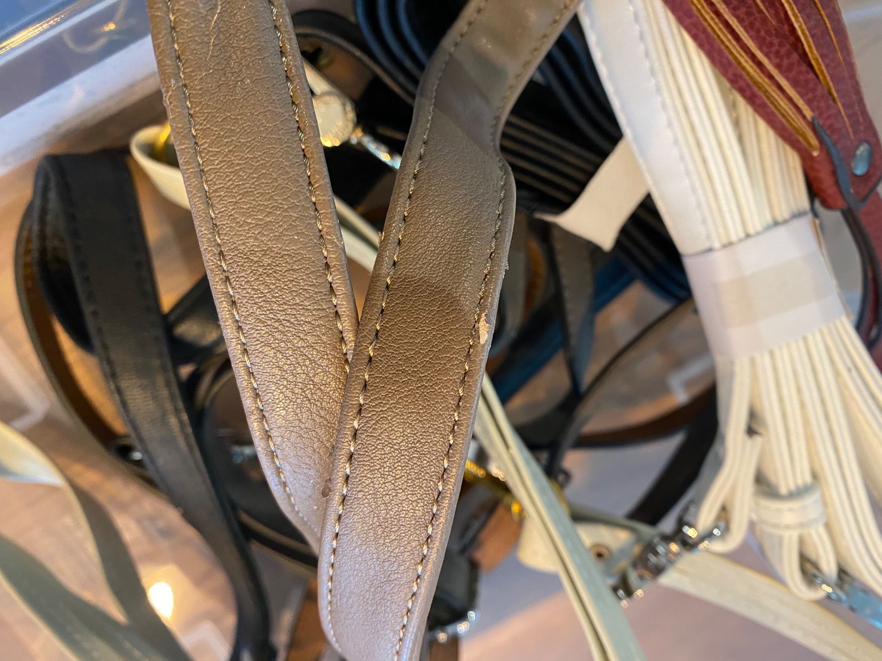 Altro in  Abbigliamento & Accessori: Diverse Schulterriemen / Anhänger Taschen Leder oder Plastik – Usato da Pratteln venduto da a23_j2gs 5