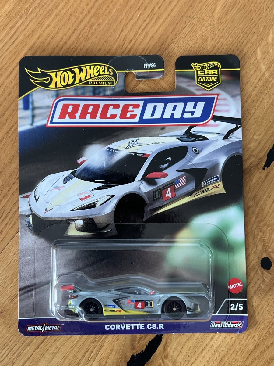 Hot Wheels Modellini d'auto: Hot Wheels Premium Corvette C8.R – Nuovo e nell'imballaggio originale da Neuenegg venduto da mocbricks