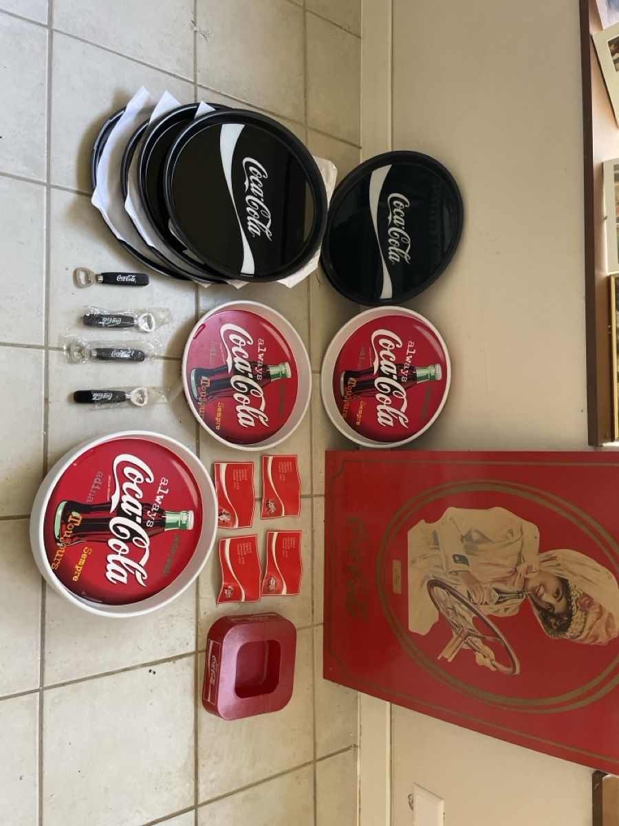 Piatti di portata: Plateaux Coca-Cola et décapsuleurs lot – Nuovo (secondo la descrizione) da Meyrin venduto da jul_km5p