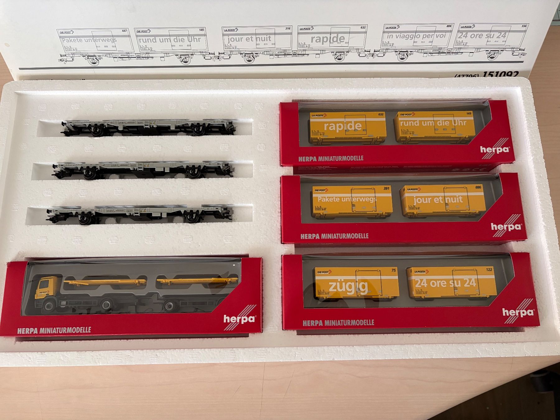 Märklin Modellini di ferrovie: Märklin 47706 / Herpa 151092 Post Set 2 – Usato da Felben-Wellhausen venduto da Mobil01 1