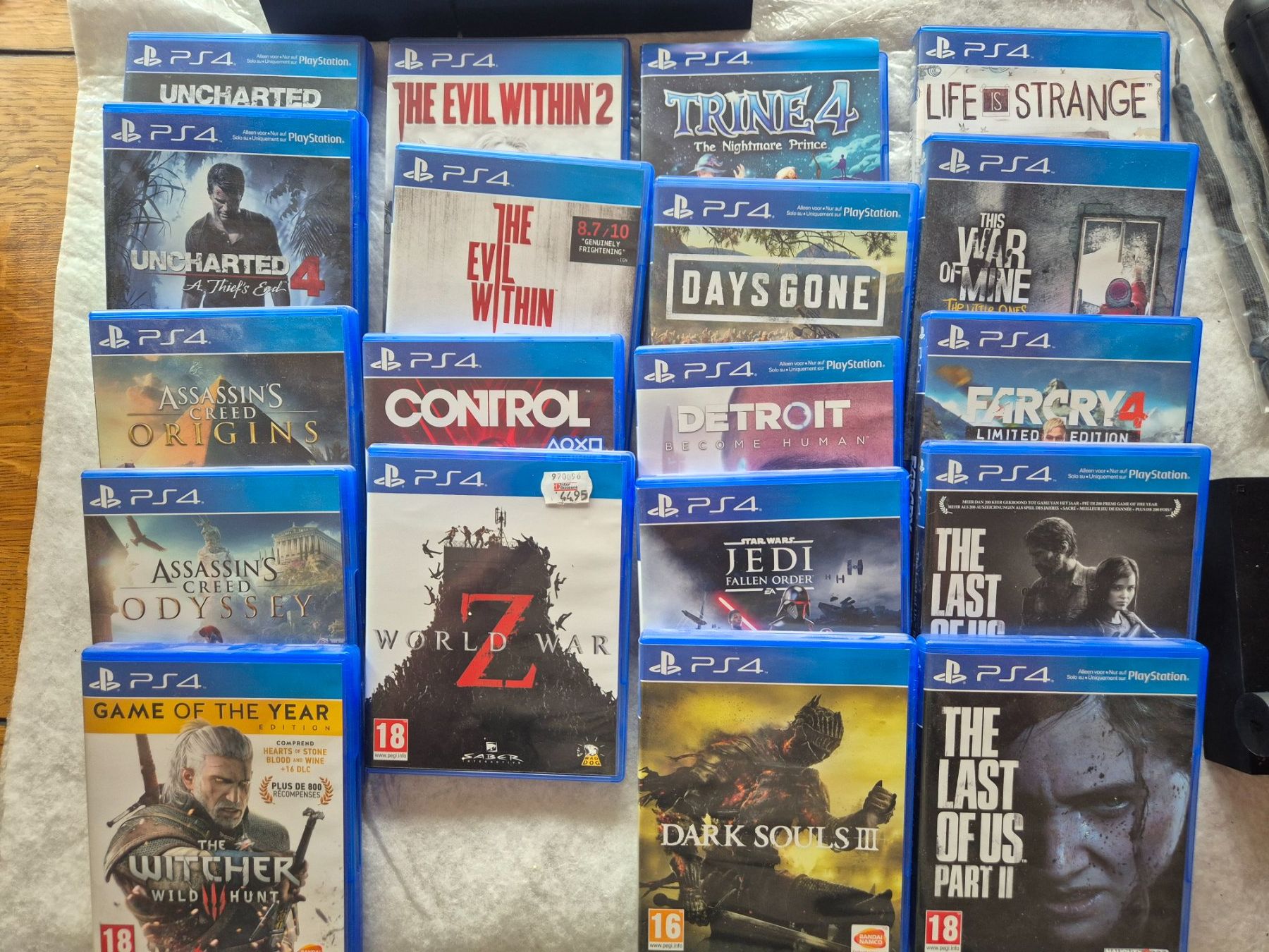 Sony Console: PS4 avec jeux – Usato da Puplinge venduto da ghi_r2p6 1
