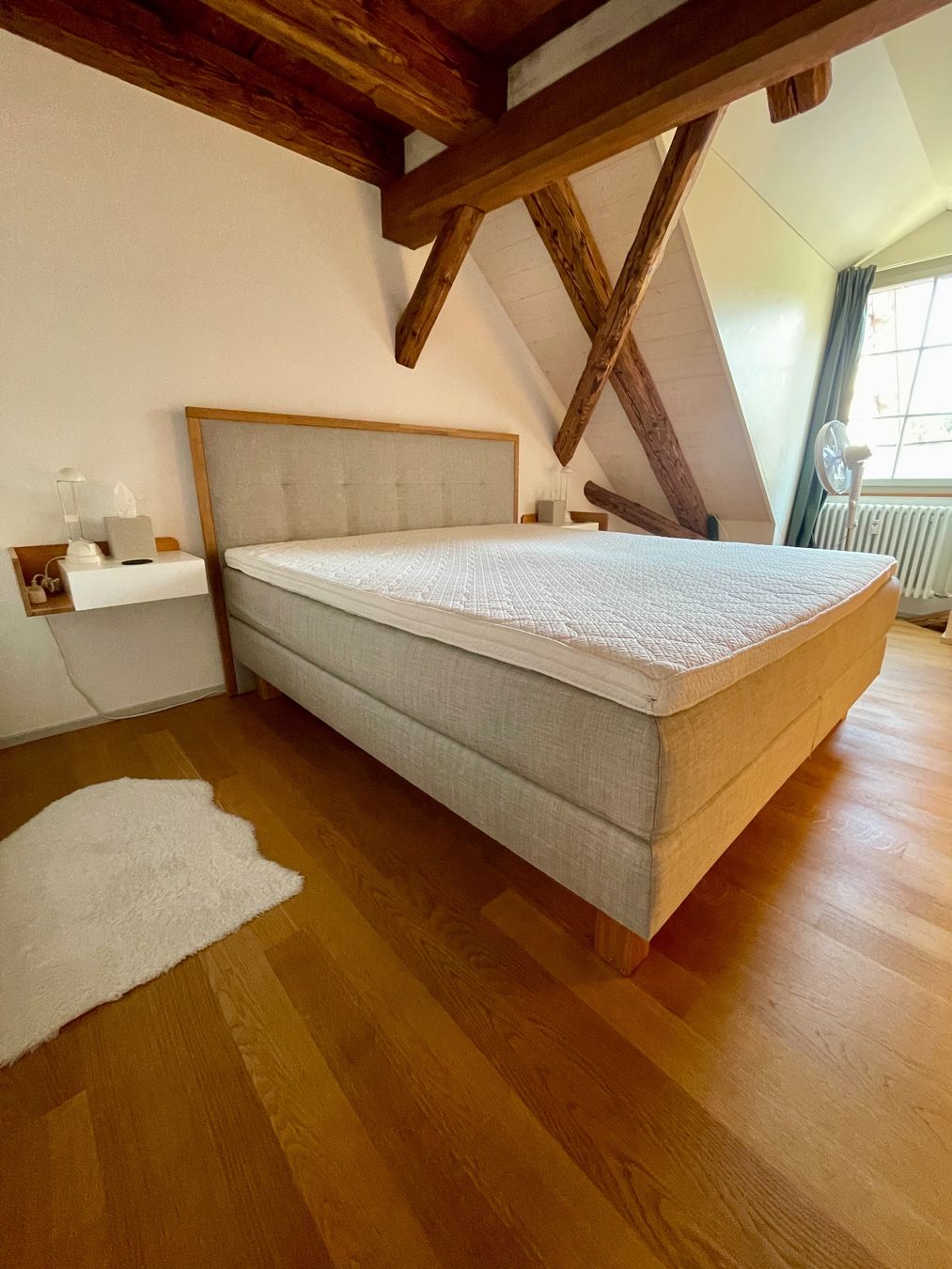 Letti: Boxspringbett 180x200 inkl. zwei Nachttische – Usato da Winterthur venduto da lue_sqt9